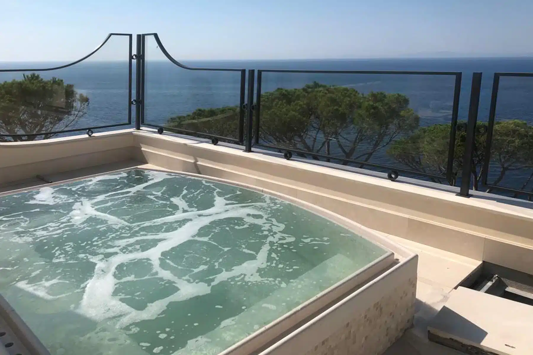 Minipiscina luxury per terrazzo hotel e resort CEMI Network