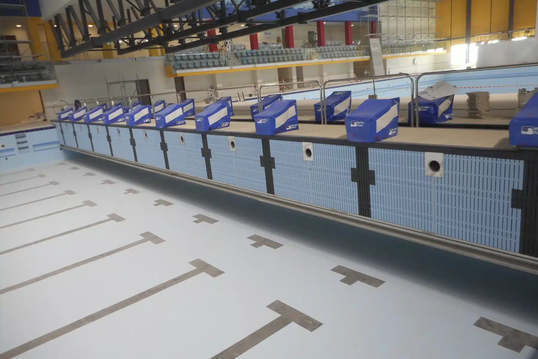 blocchi di partenza per piscine sportive