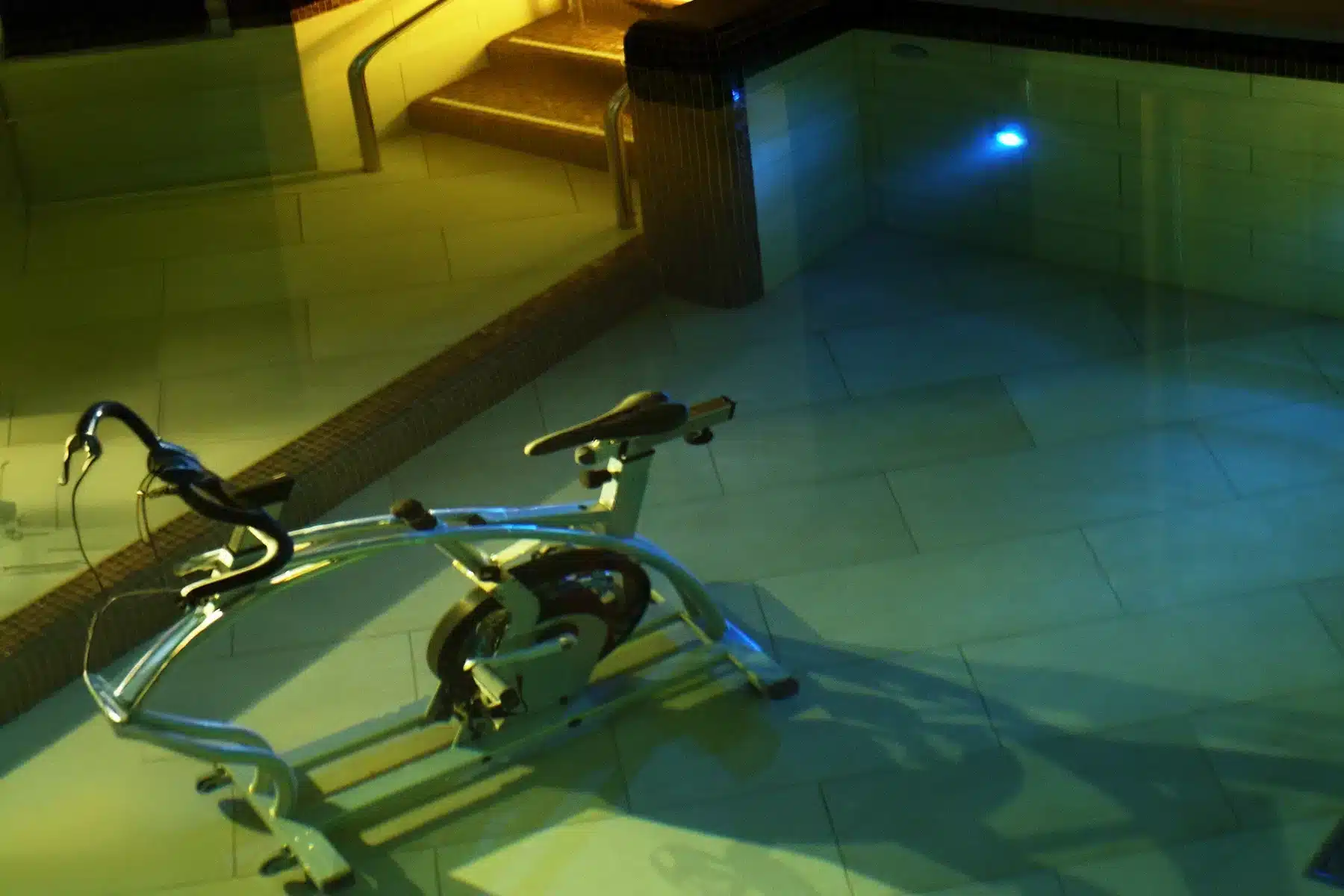 piscina sportiva per riabilitazione