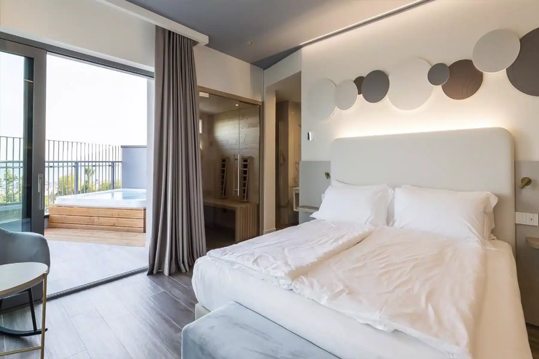 vendita minipiscina per tarrazza per hotel CEMI Network