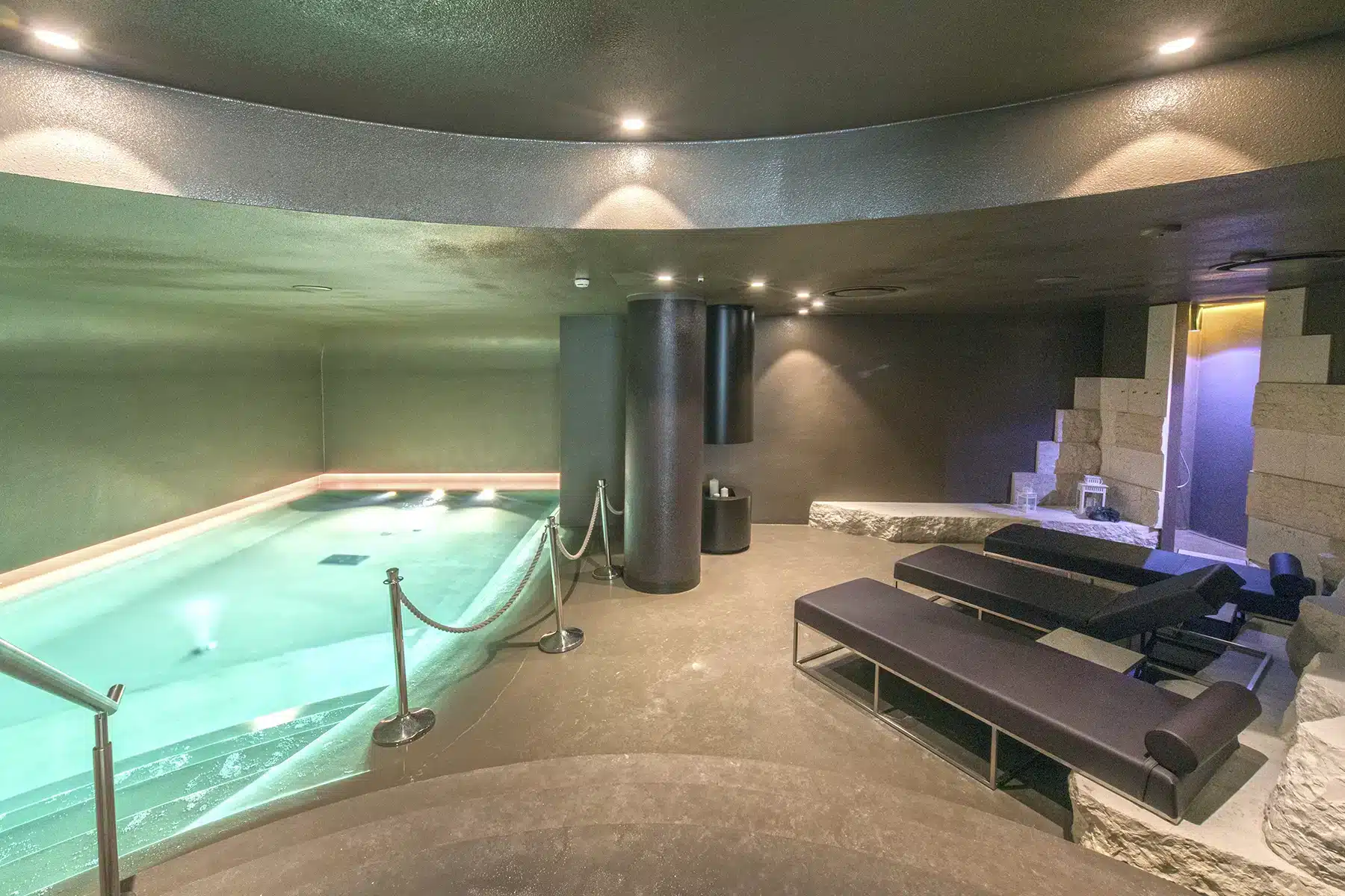 piscina di sale teraphy - CEMI Network