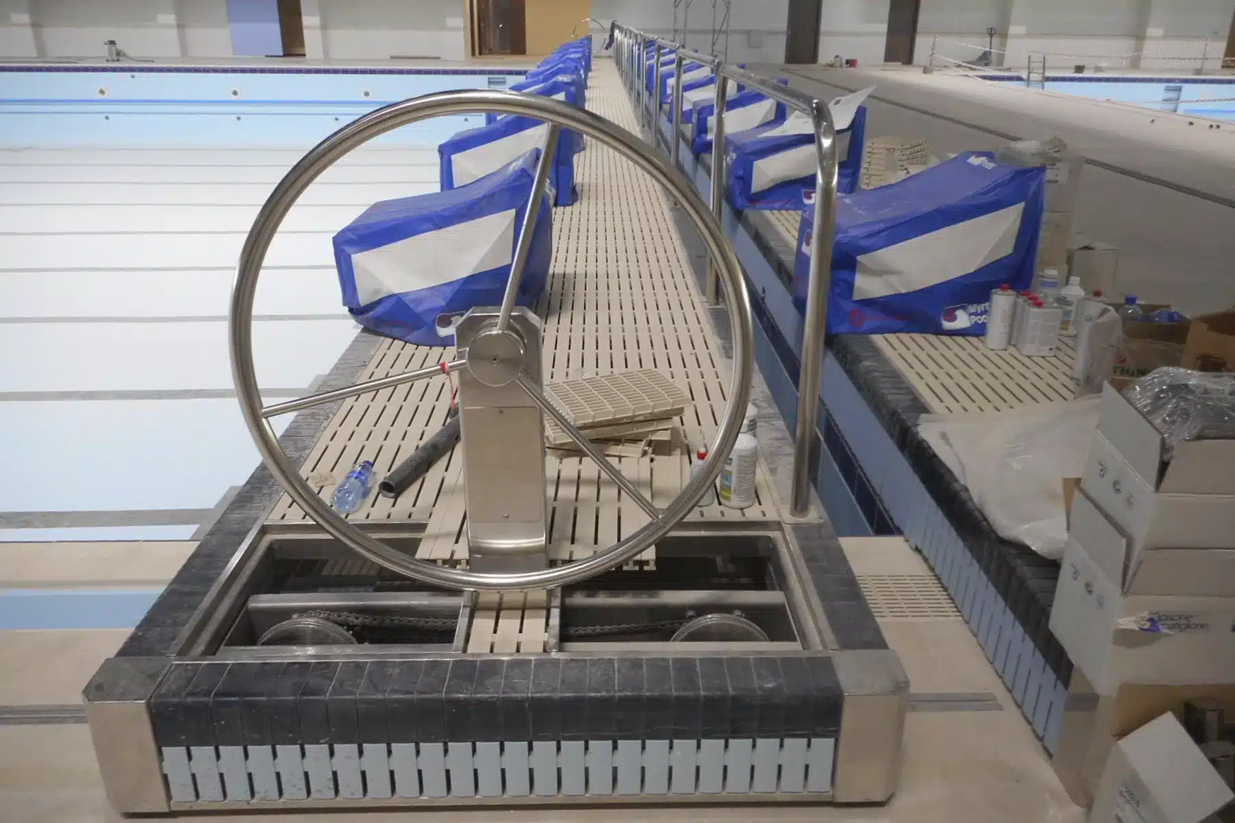ponte mobile per piscine da competizione