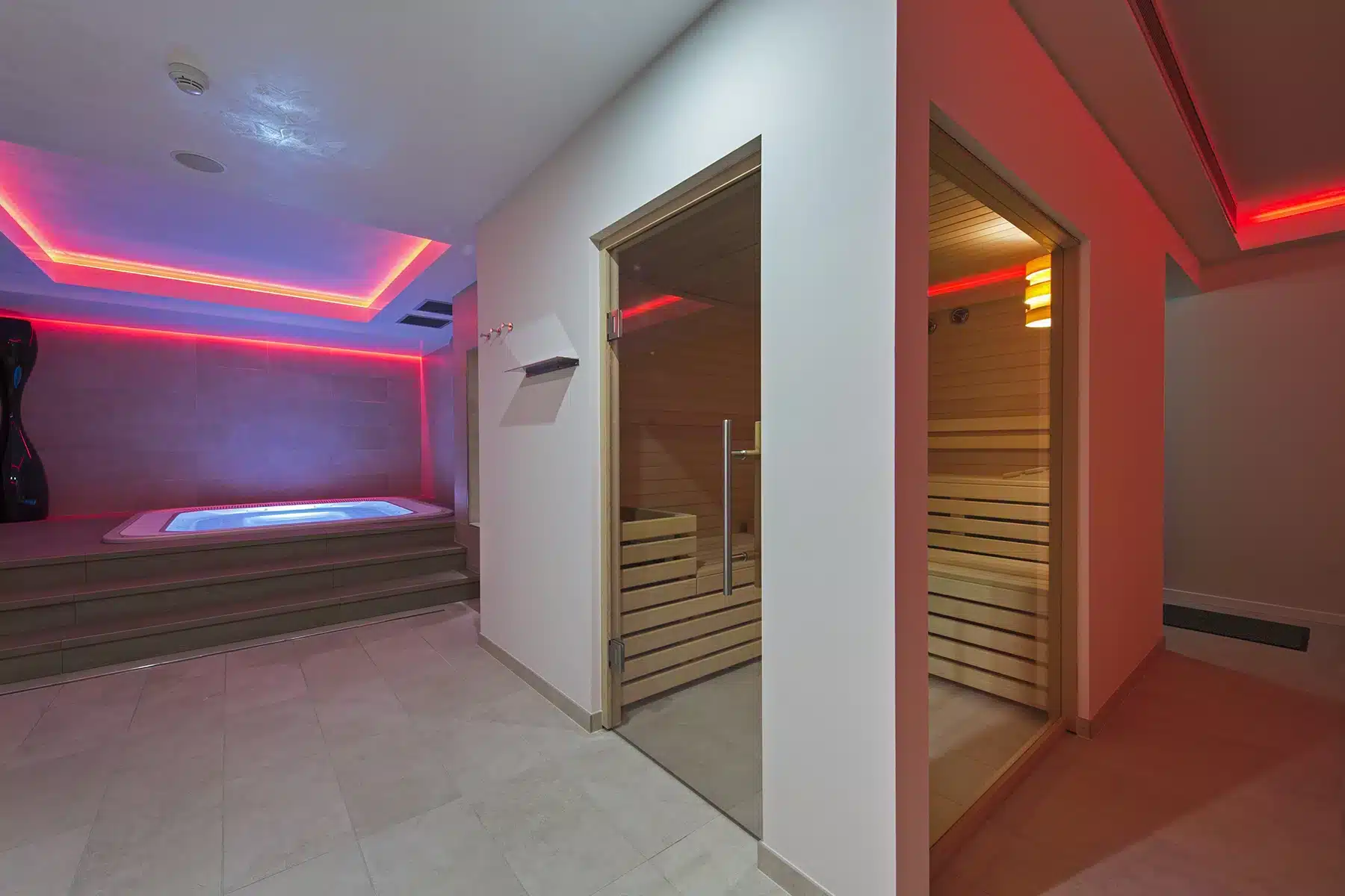 progettazione e realizzazione di saune a infrarossi per hotel CEMI Network