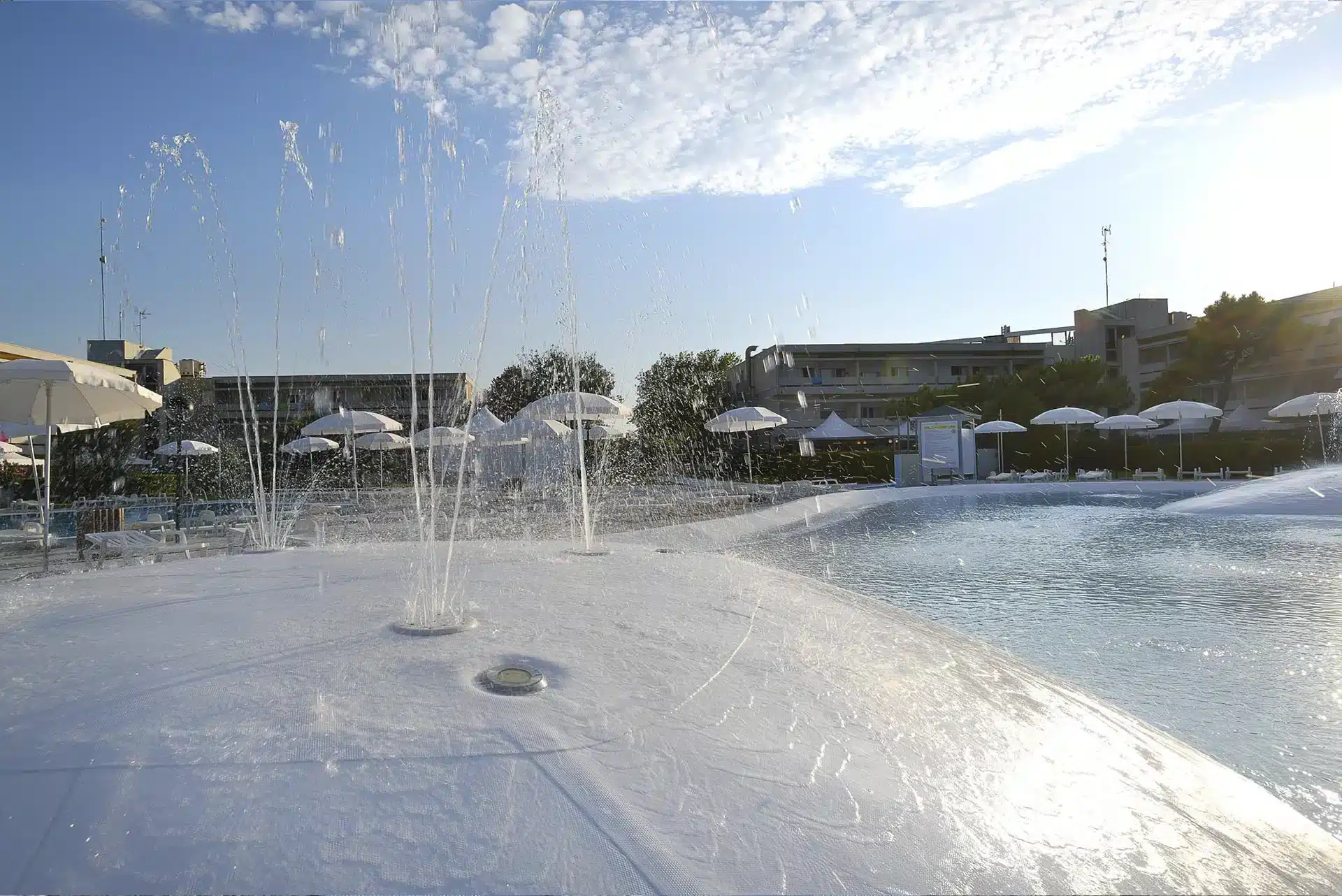 Progettazione-e-realizzazione-Spray park per villaggi e strutture ricettive CEMI Network