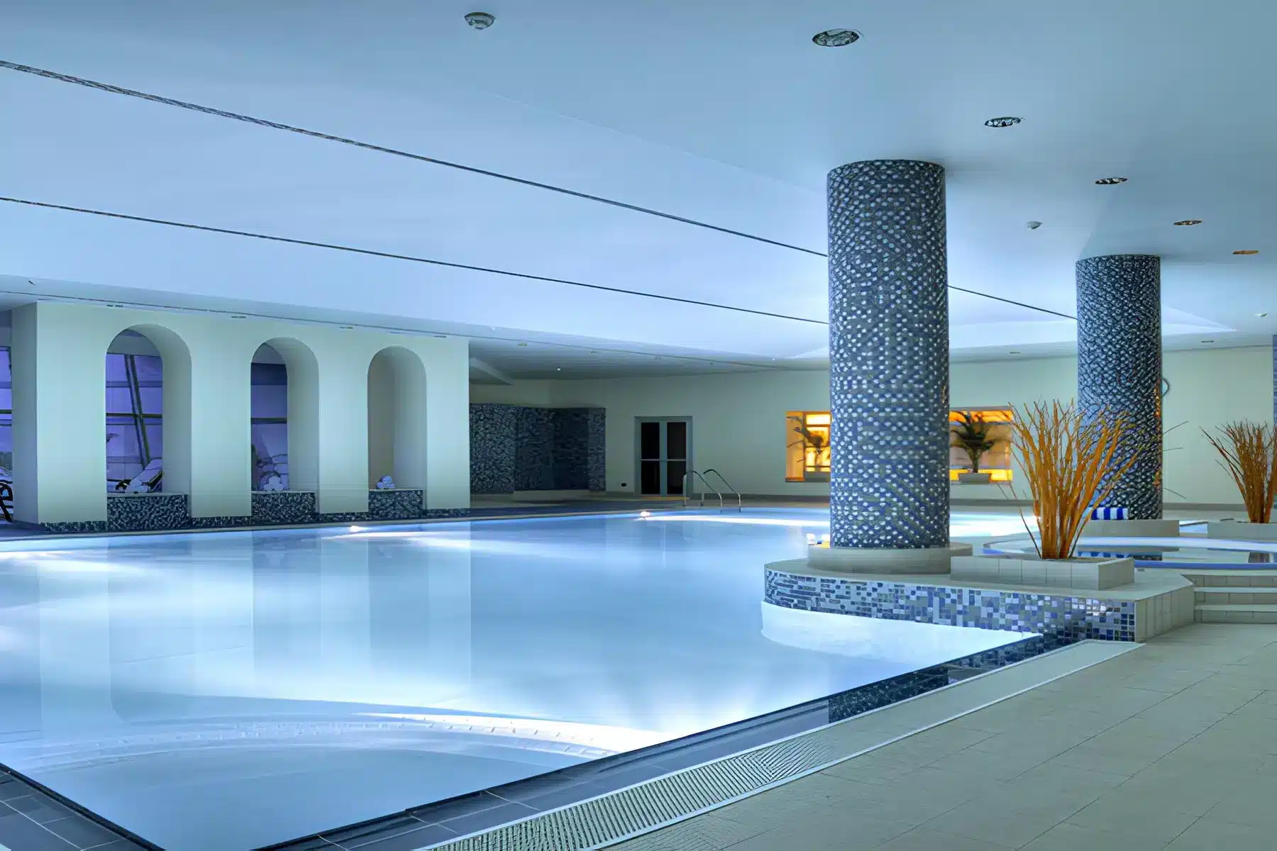 Piscine-per-hotel di Lusso CEMI Network