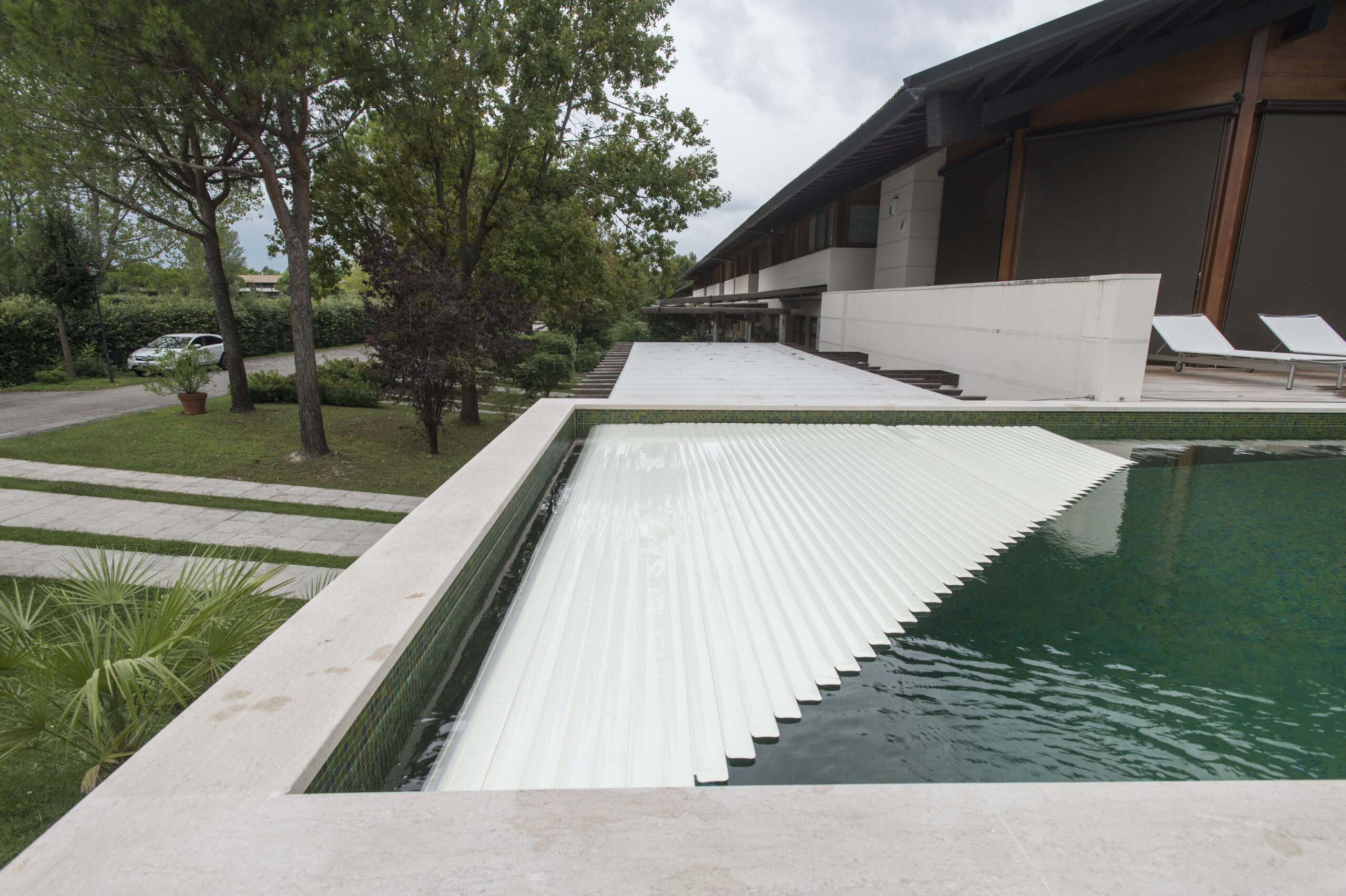 Piscina Relax - Chiusura copertura